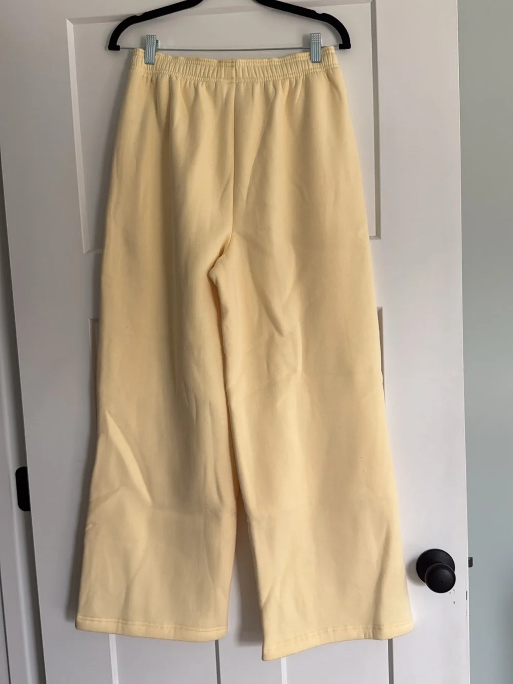 Comfrt Small Basic Wide Leg Sweatpants